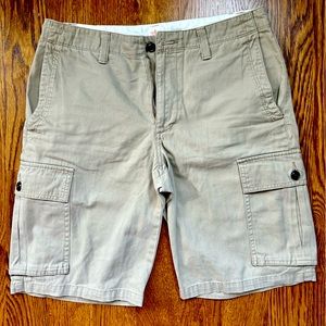 Docker Perfect Shorts w/ smartphone pocket
